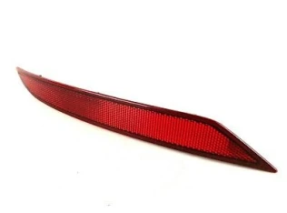 Vw .Jetta  2015-2018 Arka tampon reflektörü Sağ