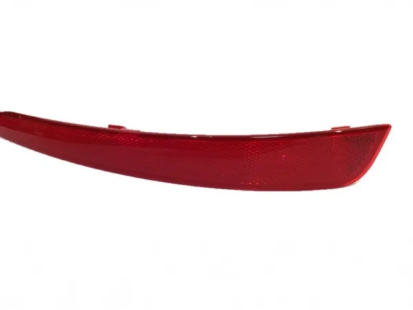 Skoda Oktavia Arka tampon reflektörü  Sağ